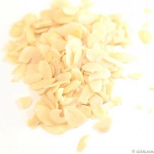 Blanched sliced almonds 1 kg